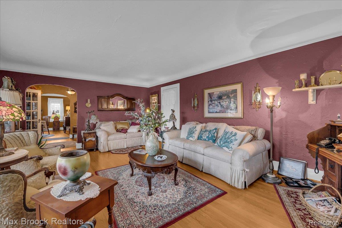 243 Cherokee Road