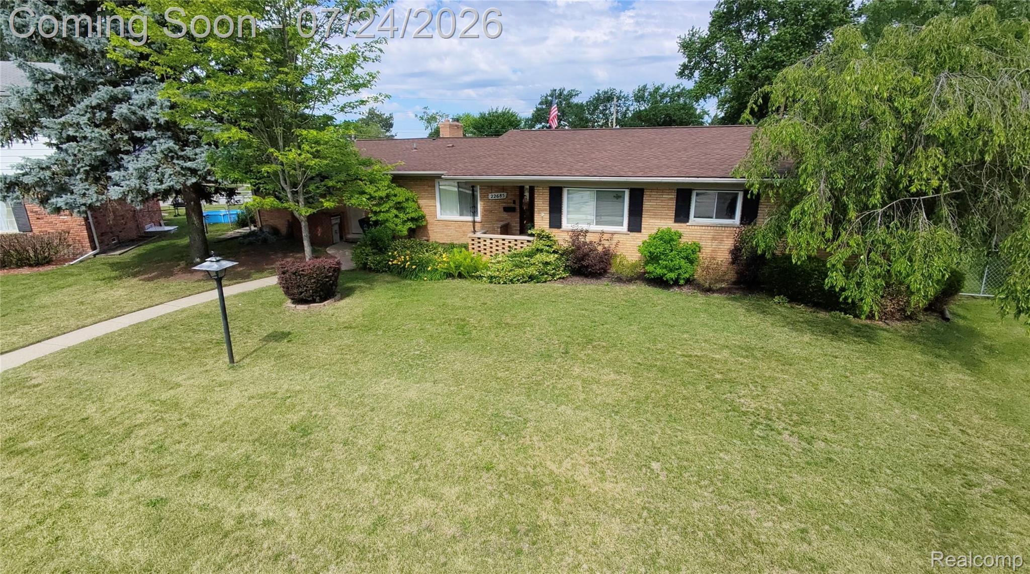 22685 Maple Court