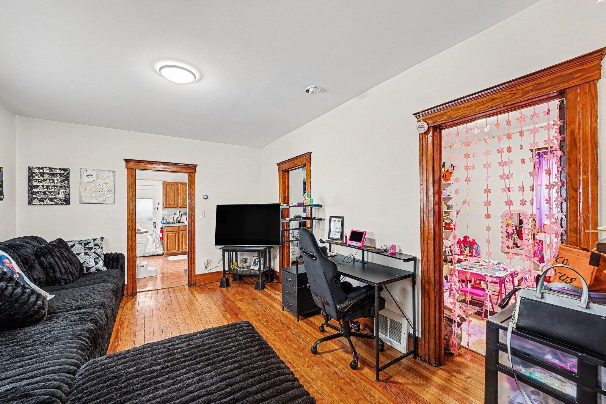 1822 4th Street