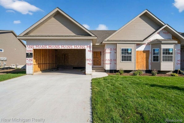 13136 HARBOR LANDINGS DR # 85, FENTON, MI 48430 - Image e1edfae4b42a57007e26a83c8d8fd24f/729720450