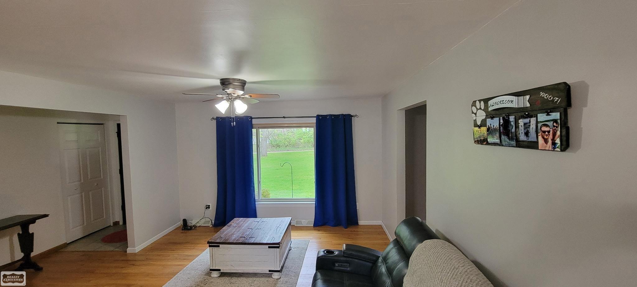 3293 Weygant Drive