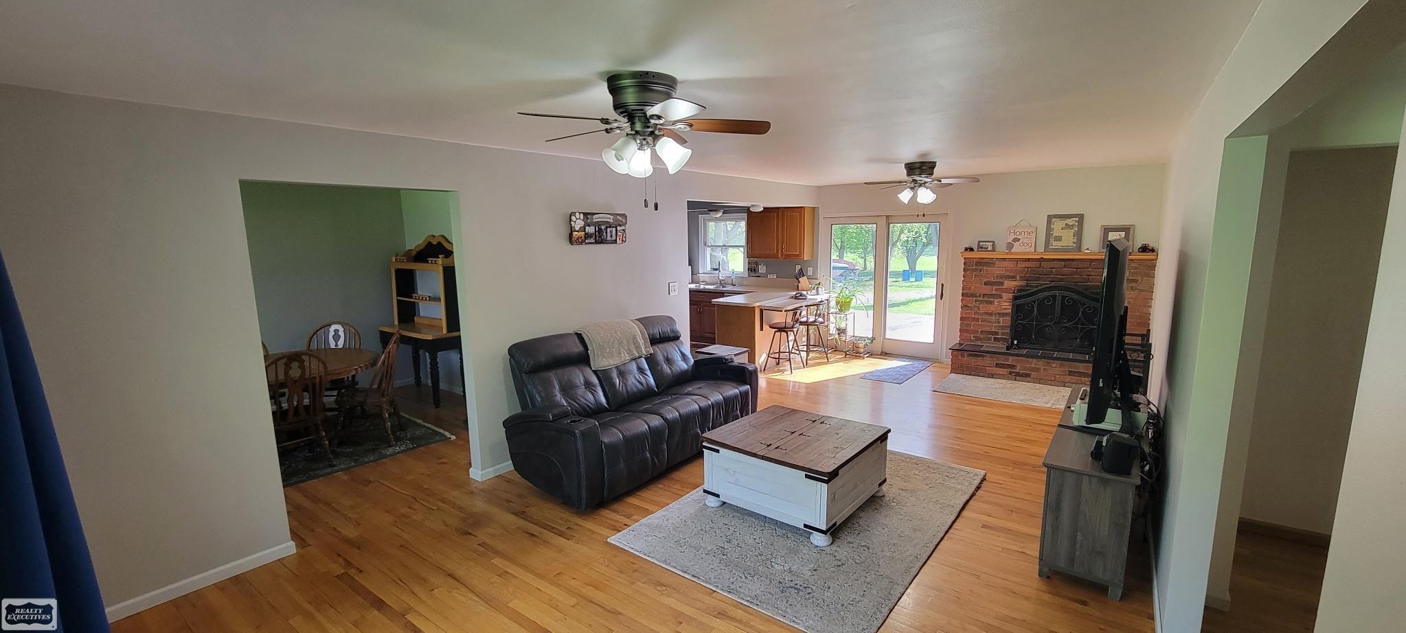 3293 Weygant Drive