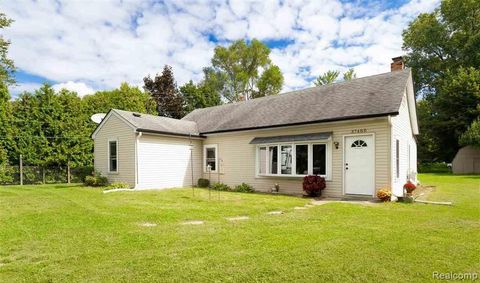 37480 Hayes Road Clinton Charter Township MI 48038