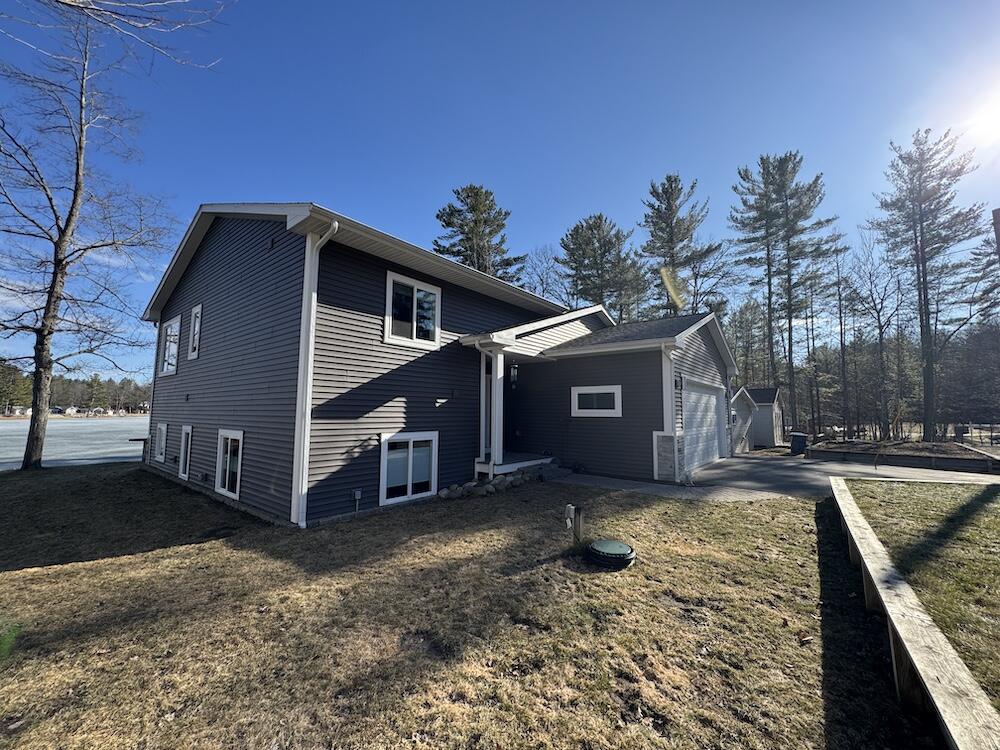 3388 Pinecrest Drive