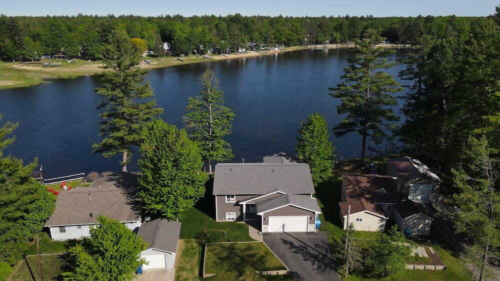 3382 Pinecrest Drive