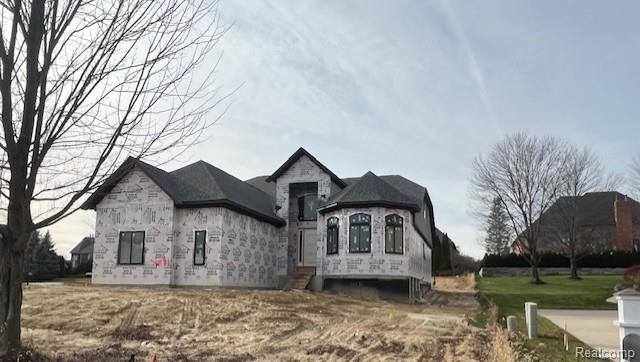 61367 BEACON HILL Drive