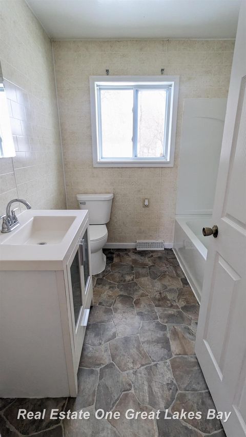 A home in BuenaVistaCharterTownship_Saginaw