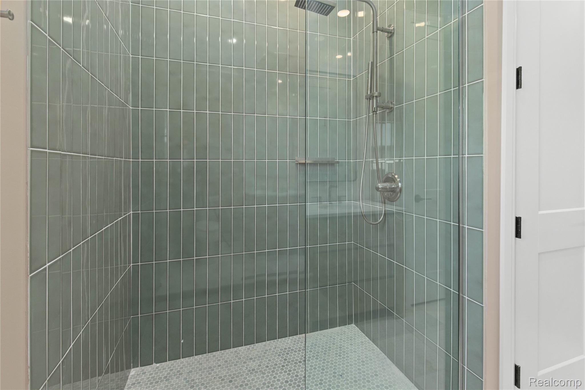 Detroit City, Michigan 48209, United States, 2 Bedrooms Bedrooms, ,1 BathroomBathrooms,Residential,Active,177074