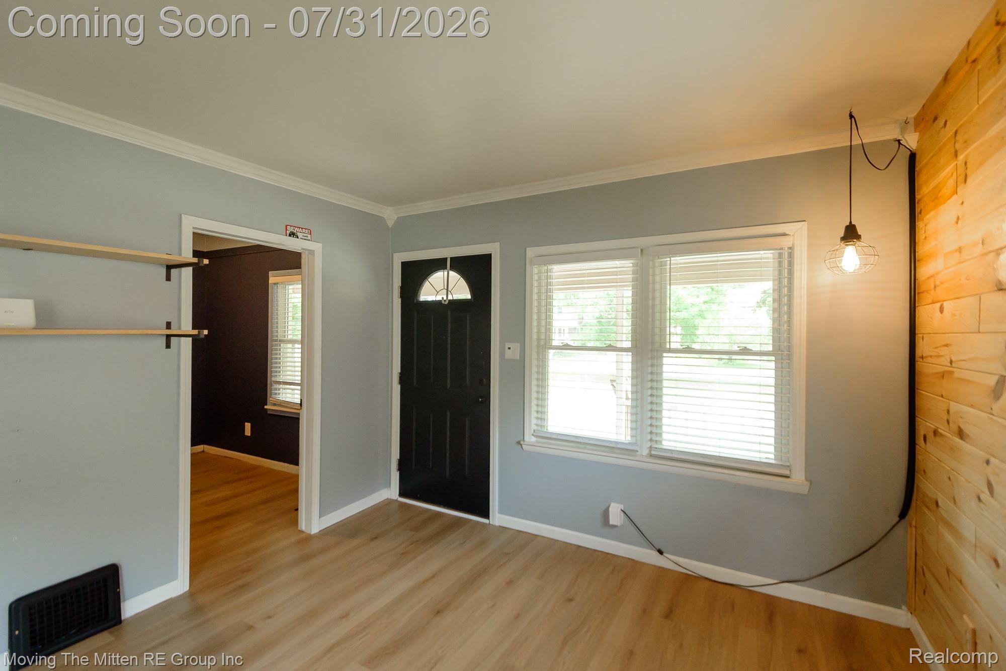 567 Superior Boulevard