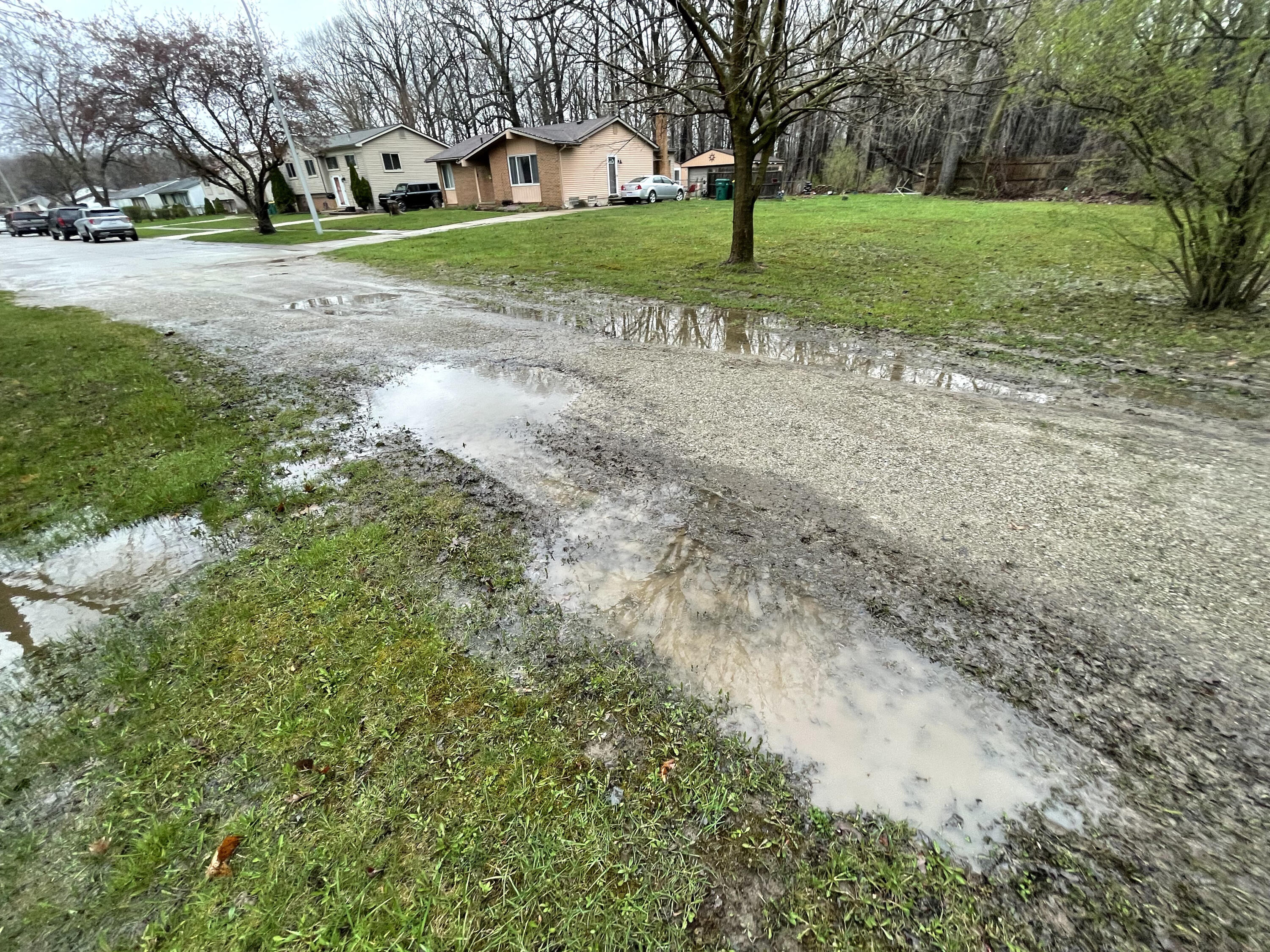 15900 Sandburg Street