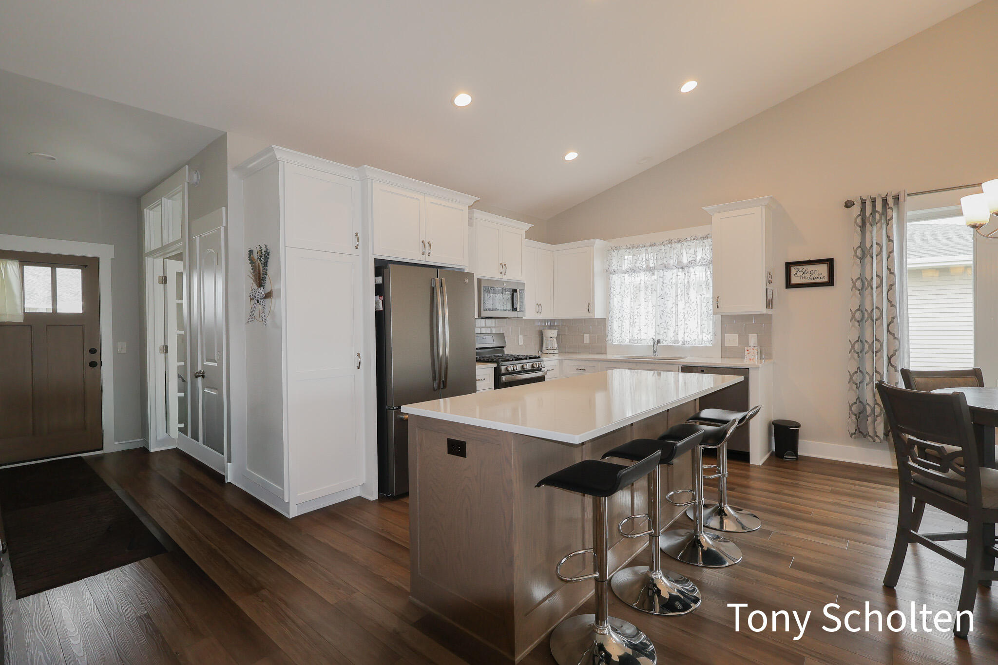 7960 Eagles Roost Trail 99