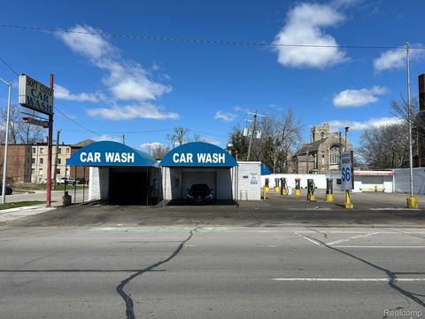 14615 E Jefferson Avenue Detroit City MI 48215