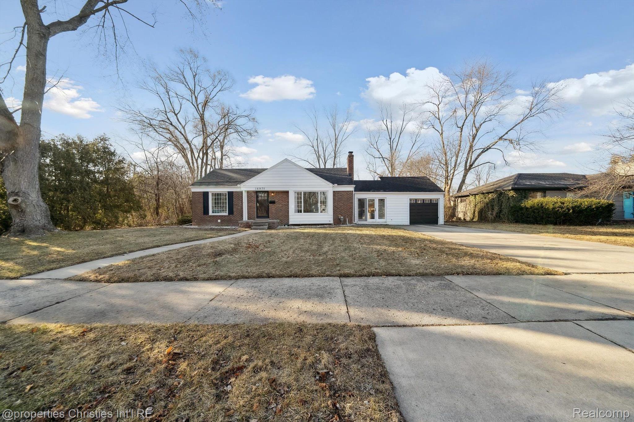 16975 W 14 MILE Road
