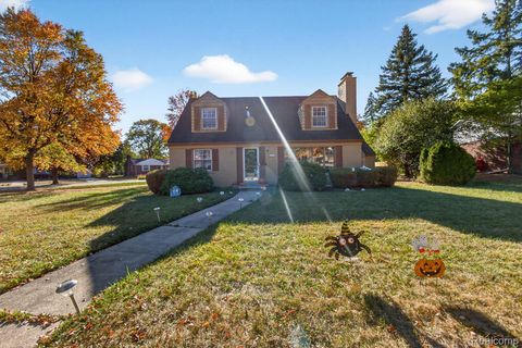 28025 Sunset Boulevard W Southfield City MI 48076