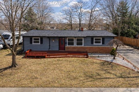 1347 S Carlson Street Westland City MI 48186