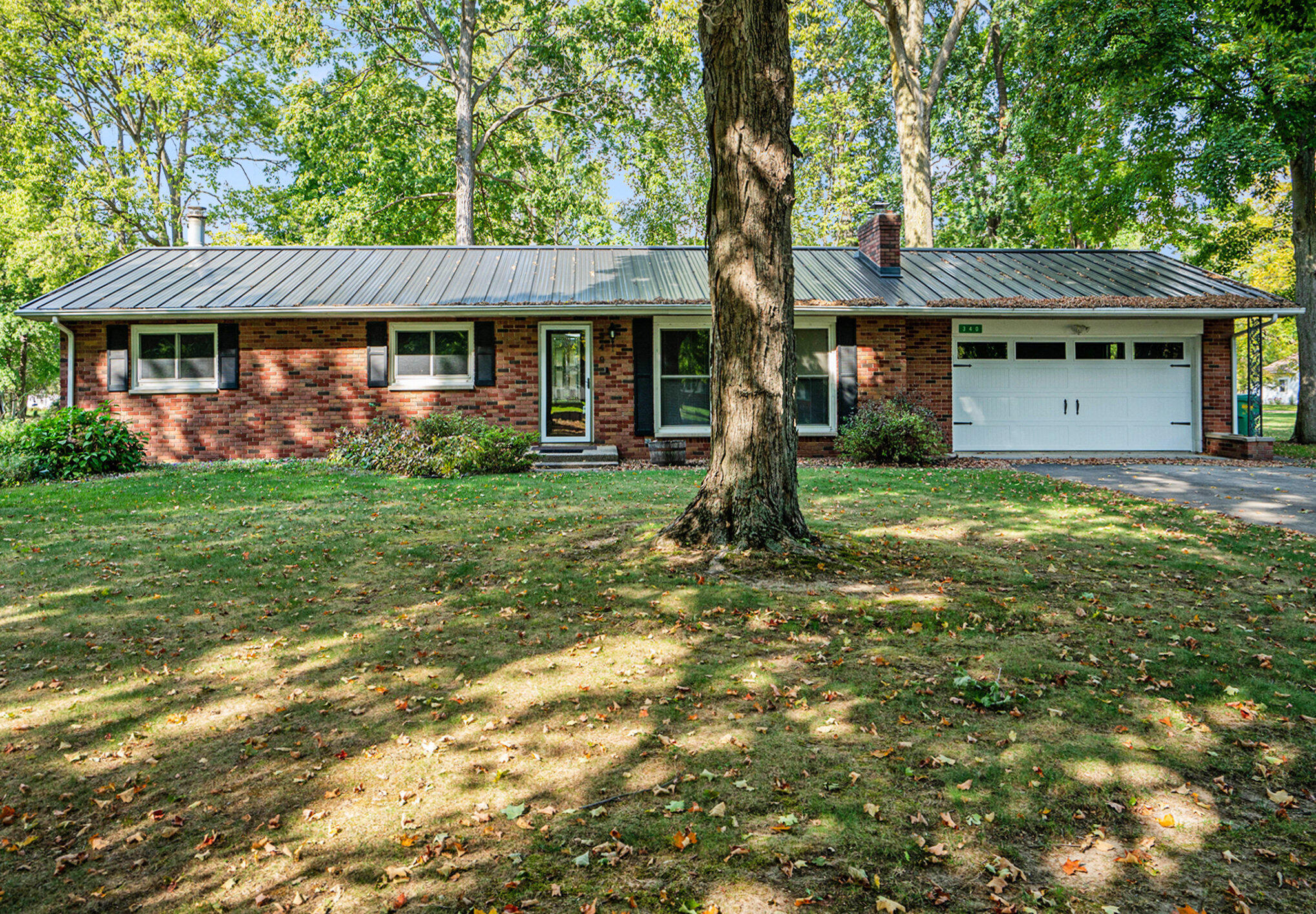 340 W Railroad Street