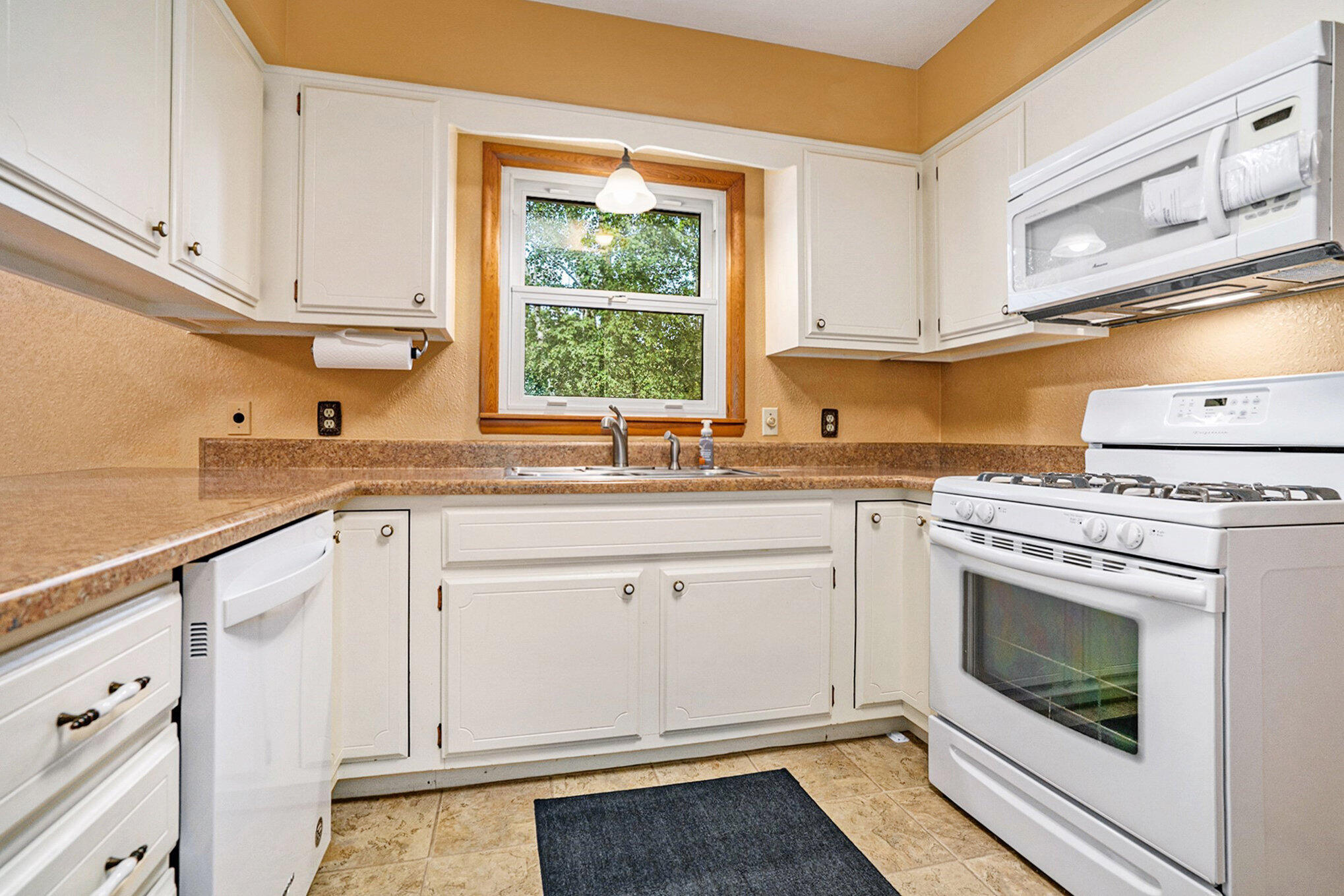 340 W Railroad Street