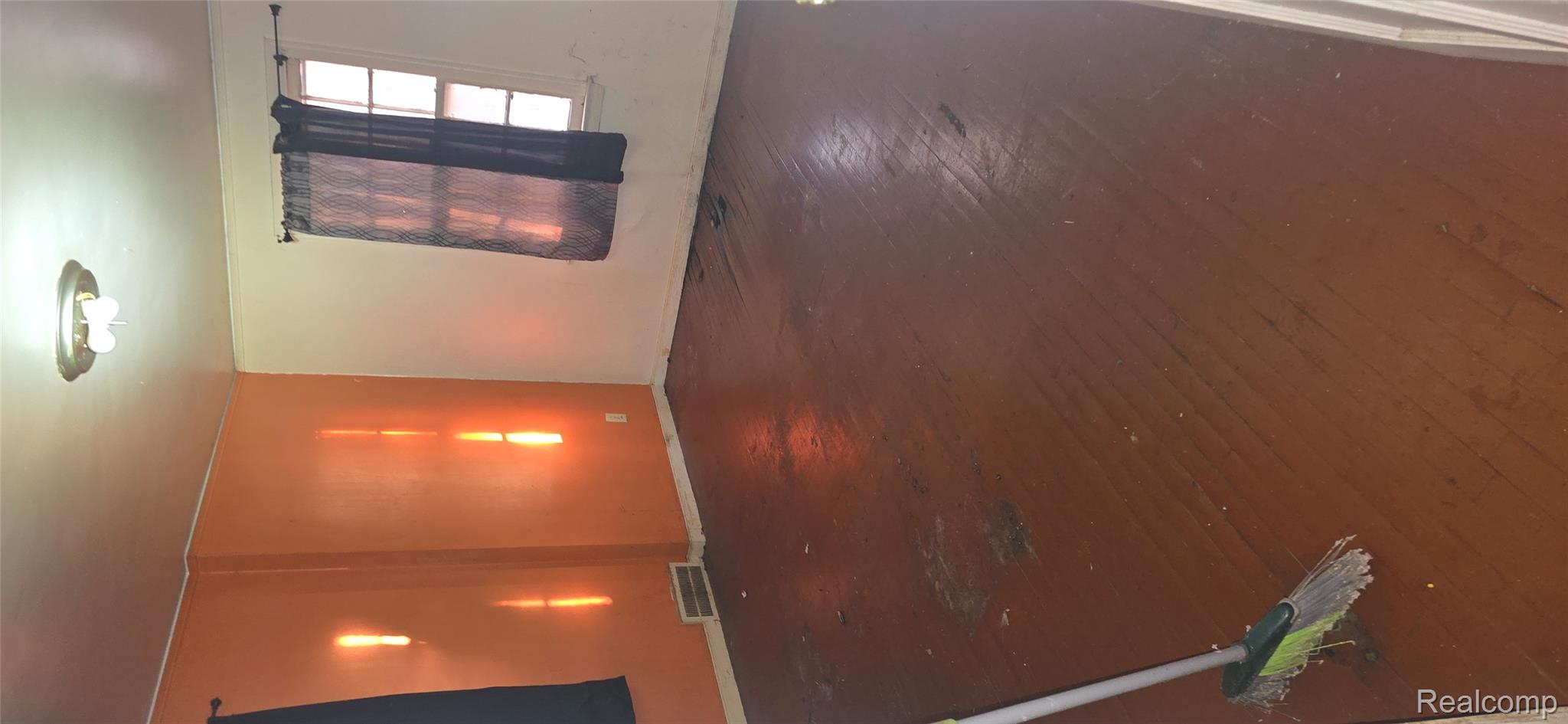 11040 Courville Street