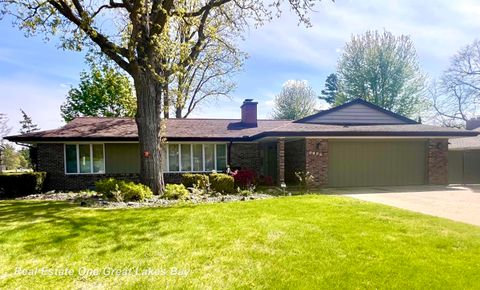 4749 Century Drive Saginaw Charter Township MI 48638