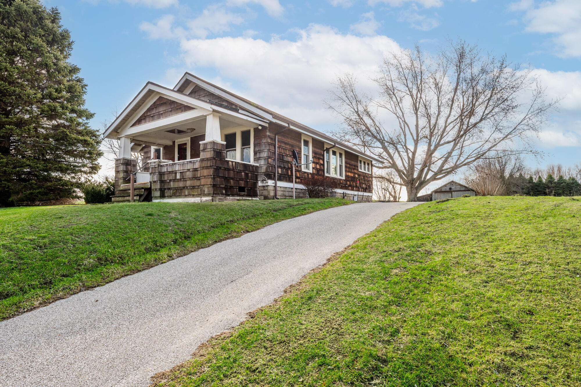 1294 W Glendora Road