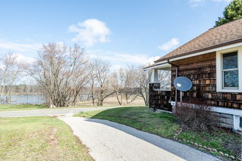 Tiny photo for 1294 W Glendora Road, Weesaw Township, MI 49107 (MLS # 69026010109)