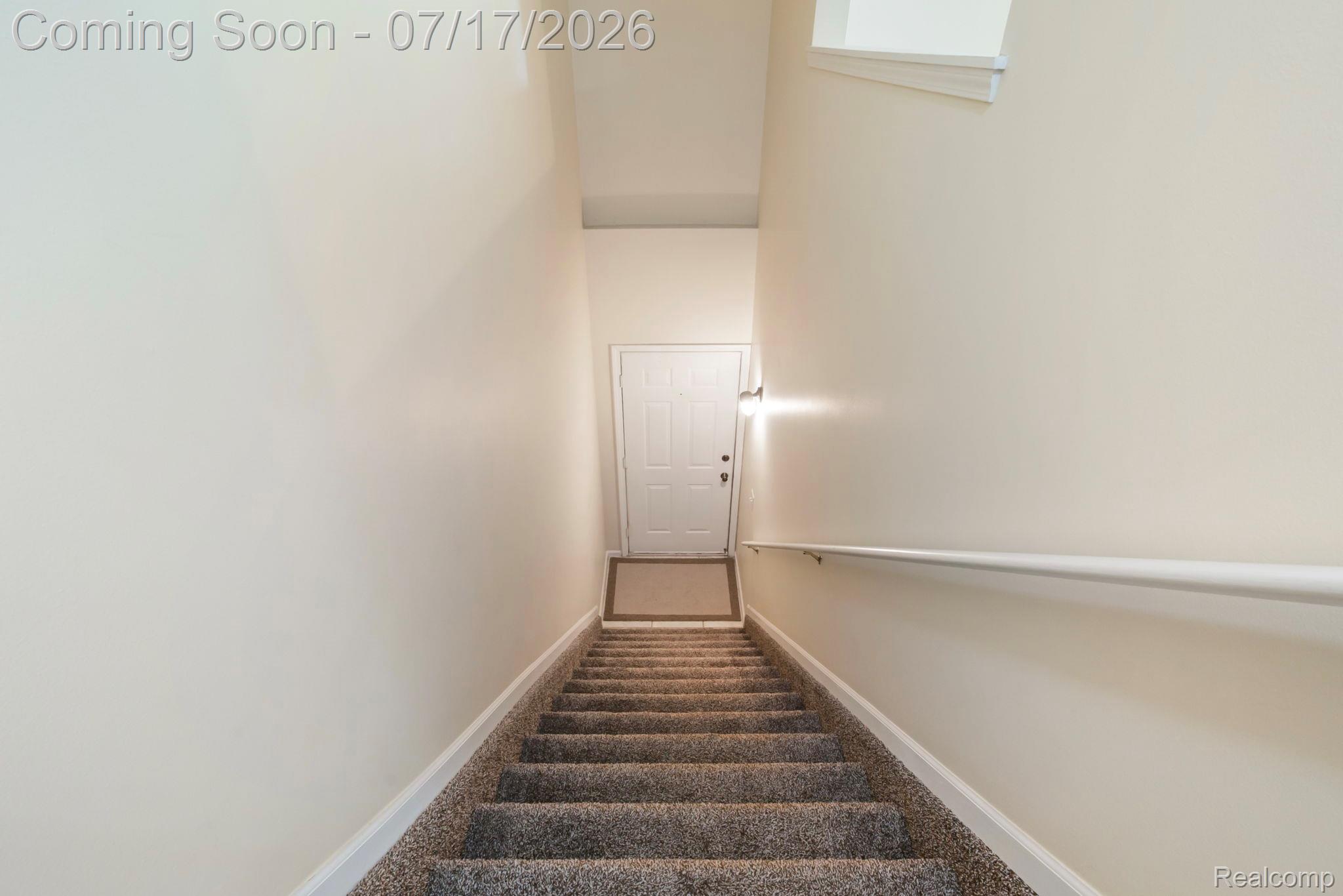 12121 Hidden View Court