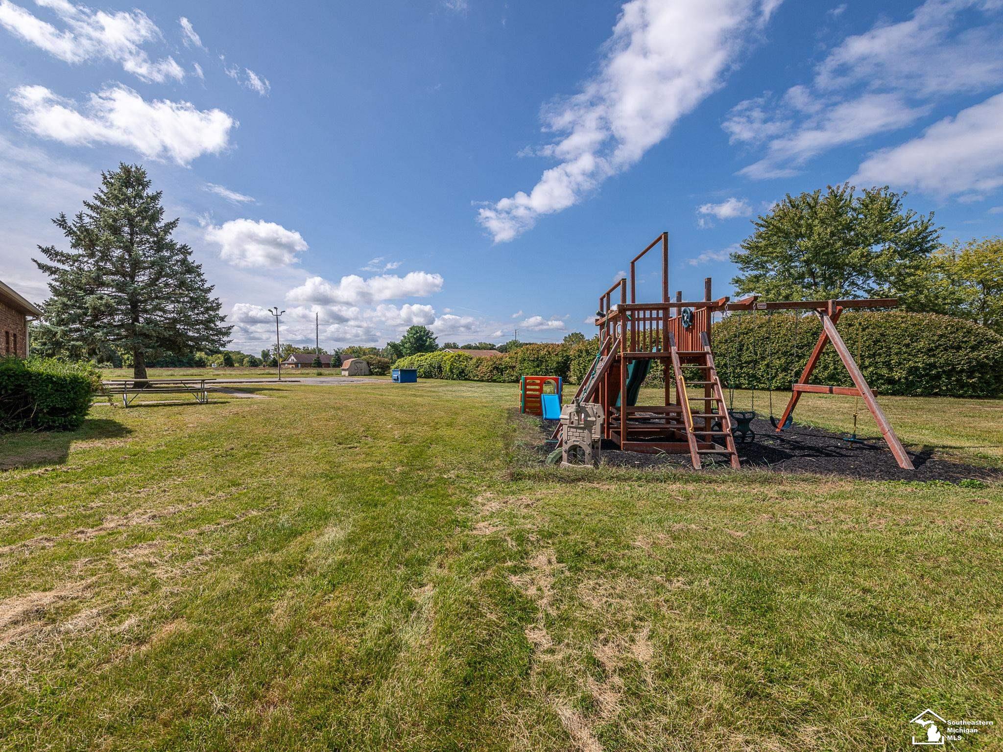 Monroe Charter Township, Michigan 48161, United States, ,Commercial,Active,204555