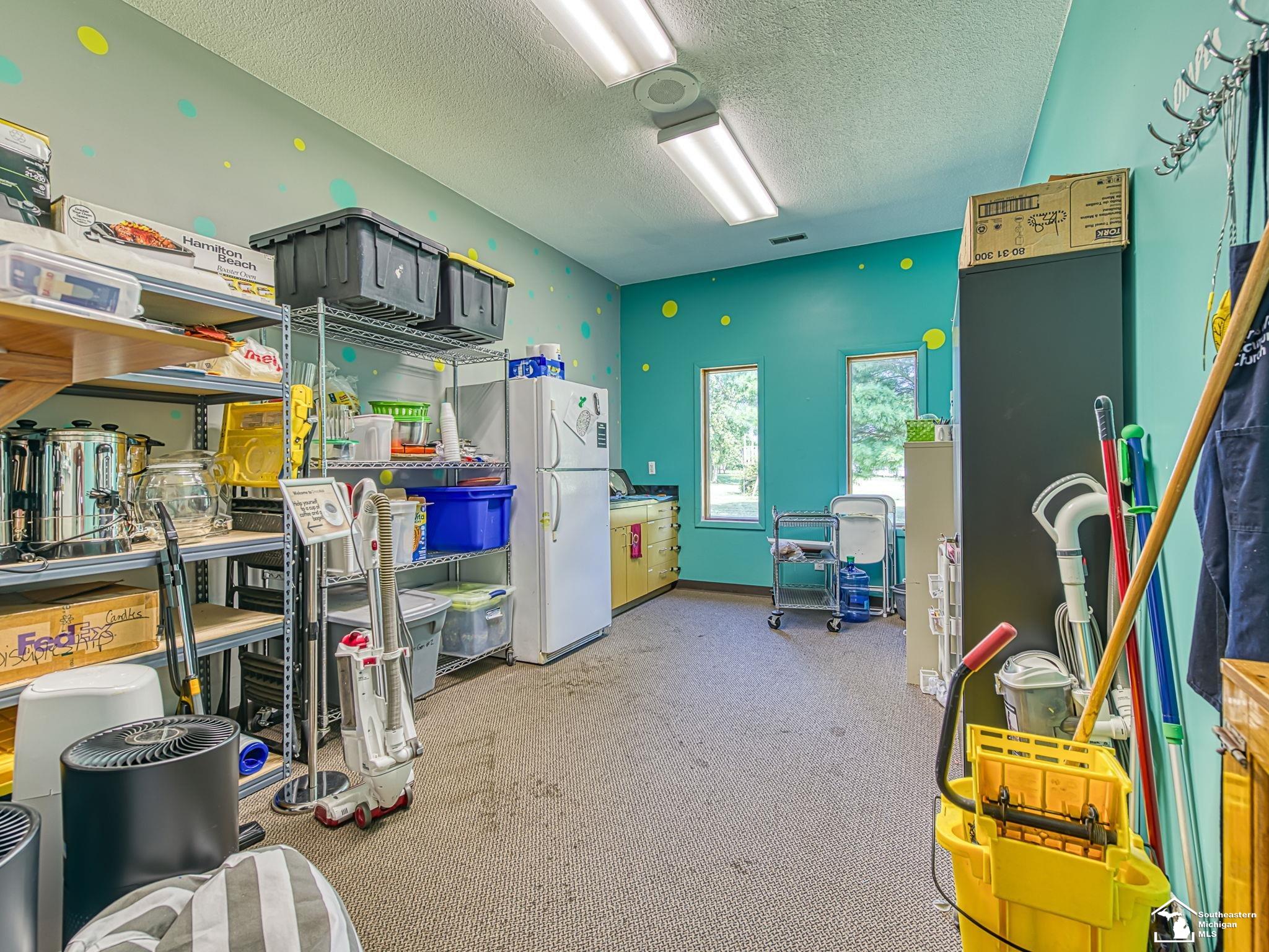 Monroe Charter Township, Michigan 48161, United States, ,Commercial,Active,204555