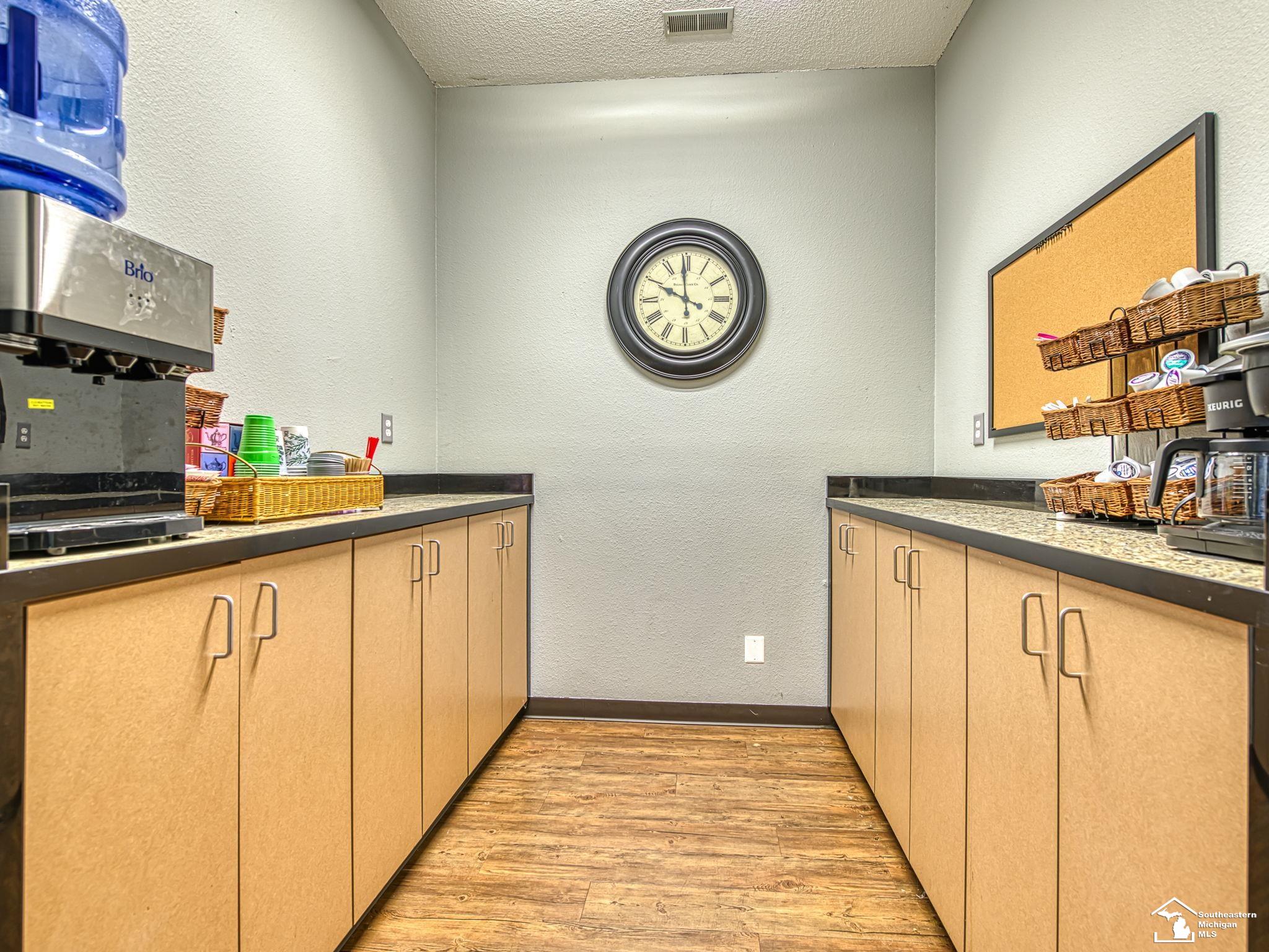 Monroe Charter Township, Michigan 48161, United States, ,Commercial,Active,204555