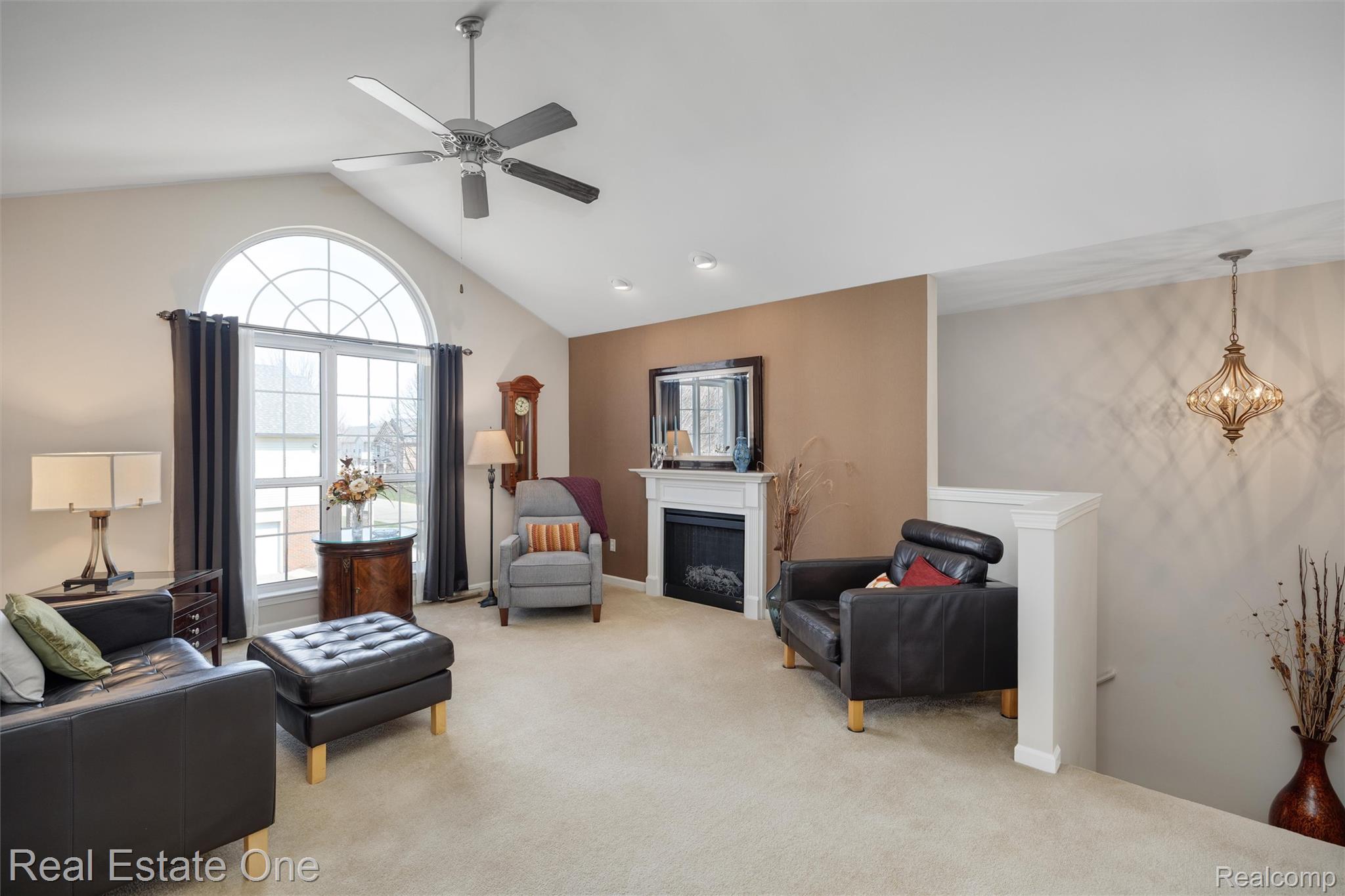 30200 Chesapeake Circle