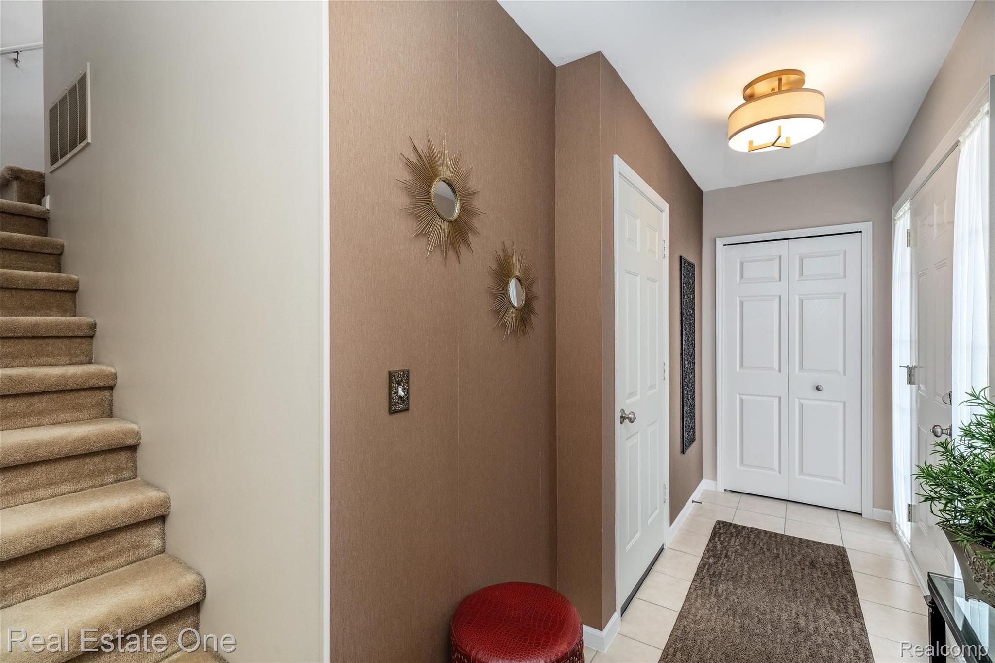 30200 Chesapeake Circle