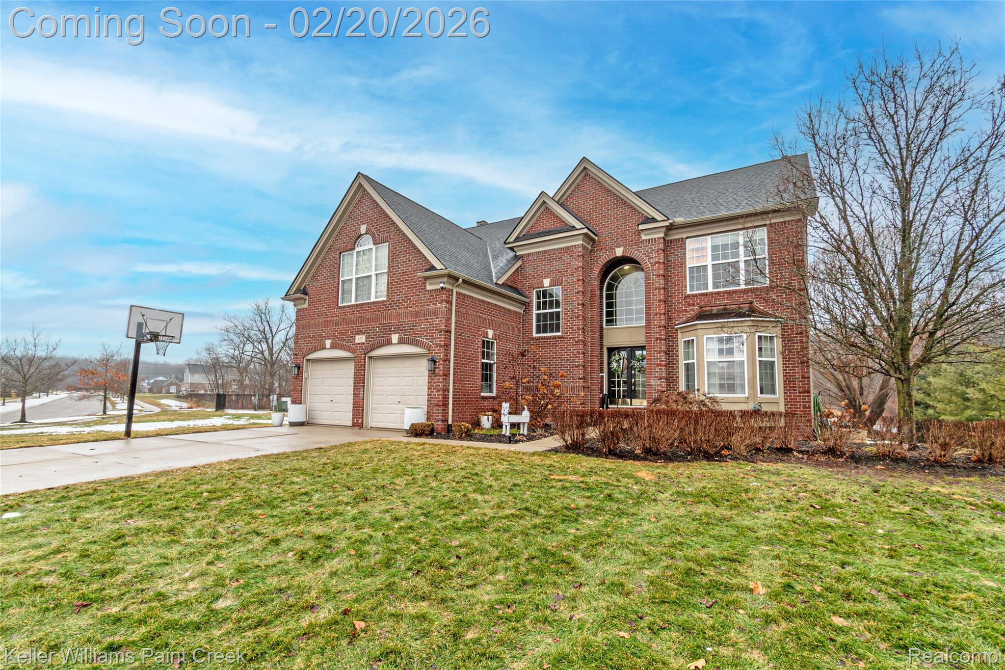 877 Wynstone Circle N