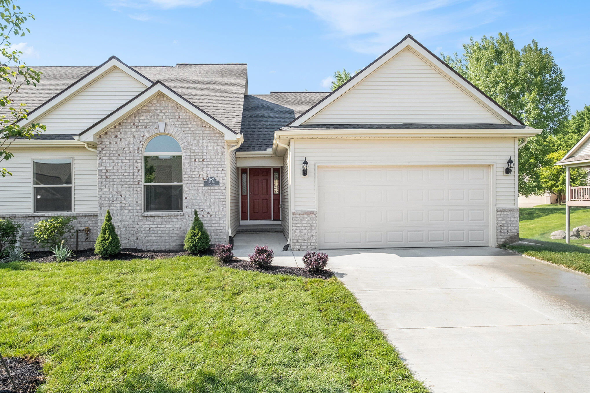5354 LOON Lane