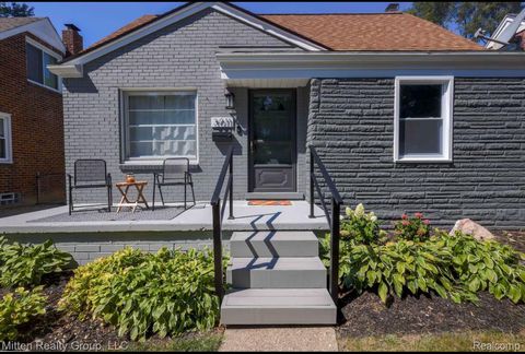 3011 N Alexander Avenue Royal Oak City MI 48073