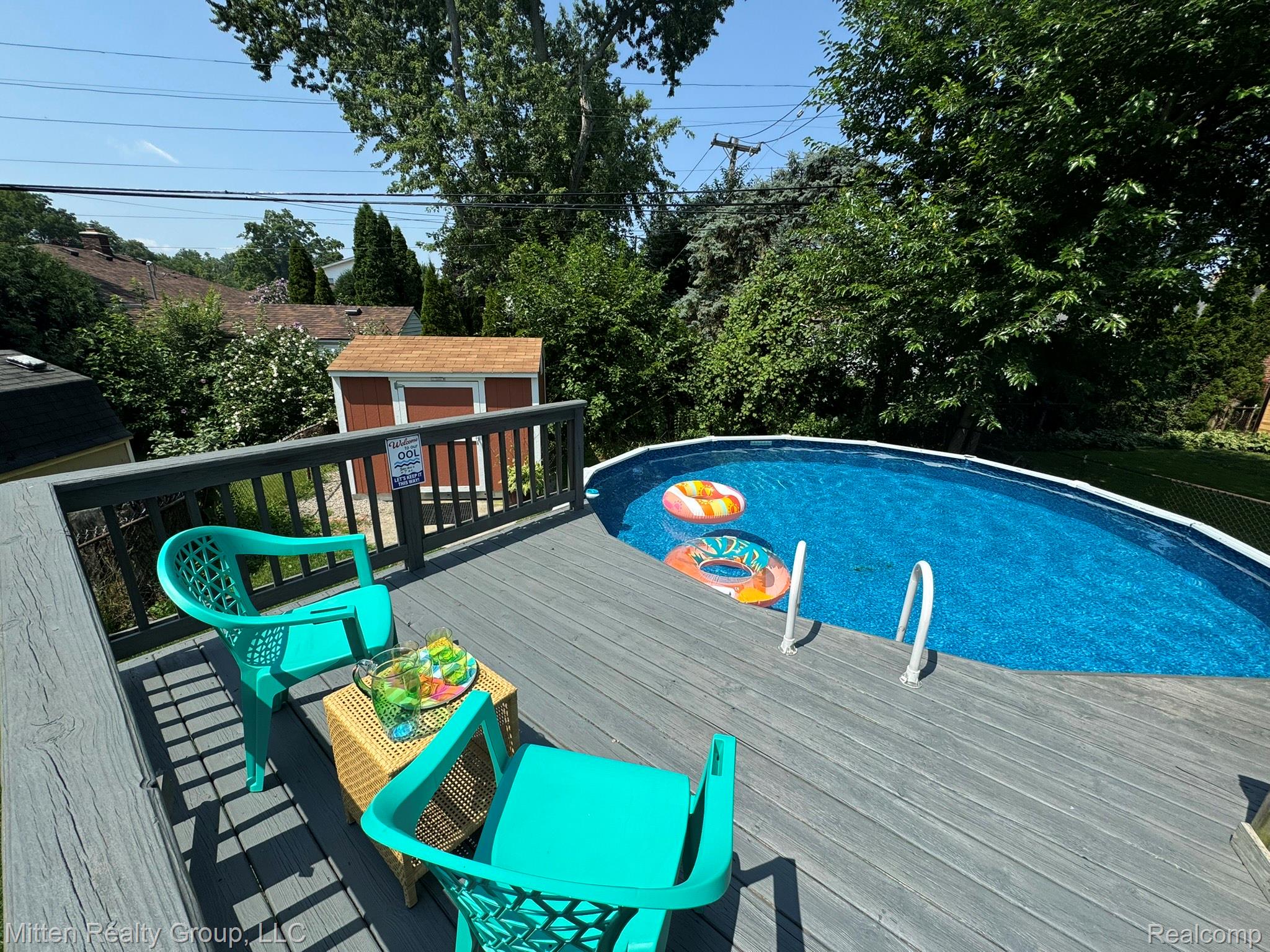 3011 N Alexander Avenue