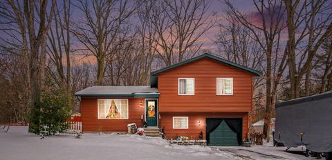 12718 112th Avenue Robinson Township MI 49417