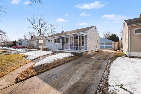 Tiny photo for 3814 Beechwood Avenue, Flint City, MI 48506 (MLS # 20261010356)