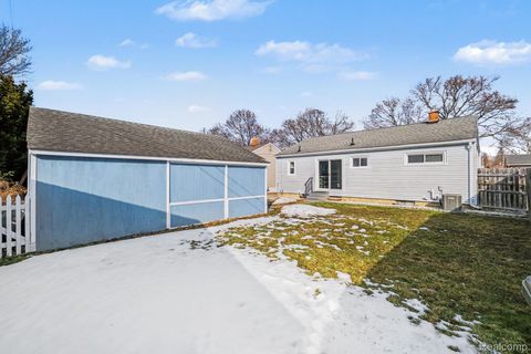 Tiny photo for 3814 Beechwood Avenue, Flint City, MI 48506 (MLS # 20261010356)
