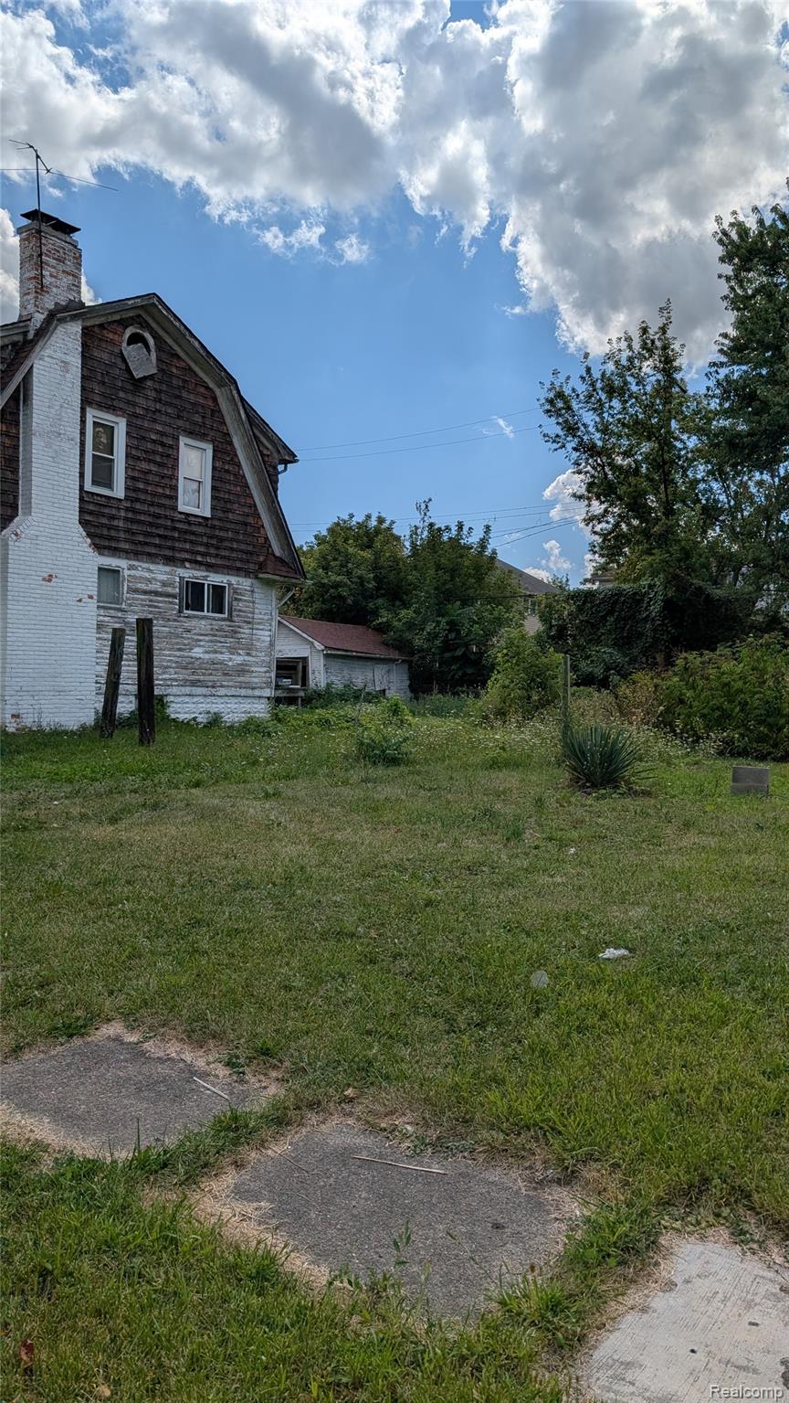 10405 Orangelawn Street