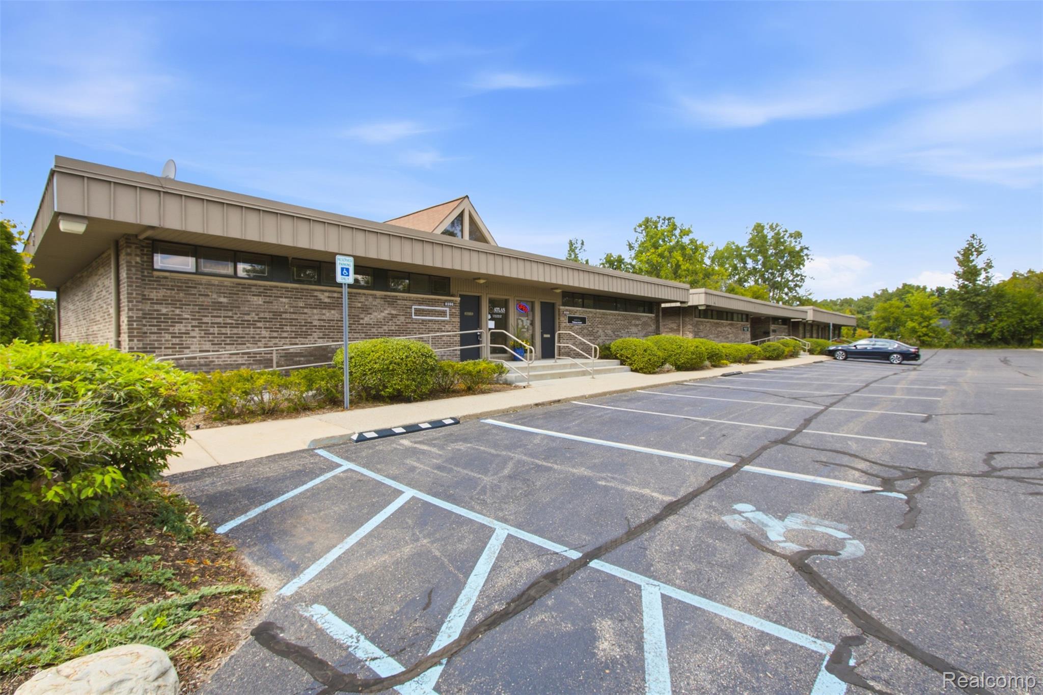 8596 N Canton Center Road