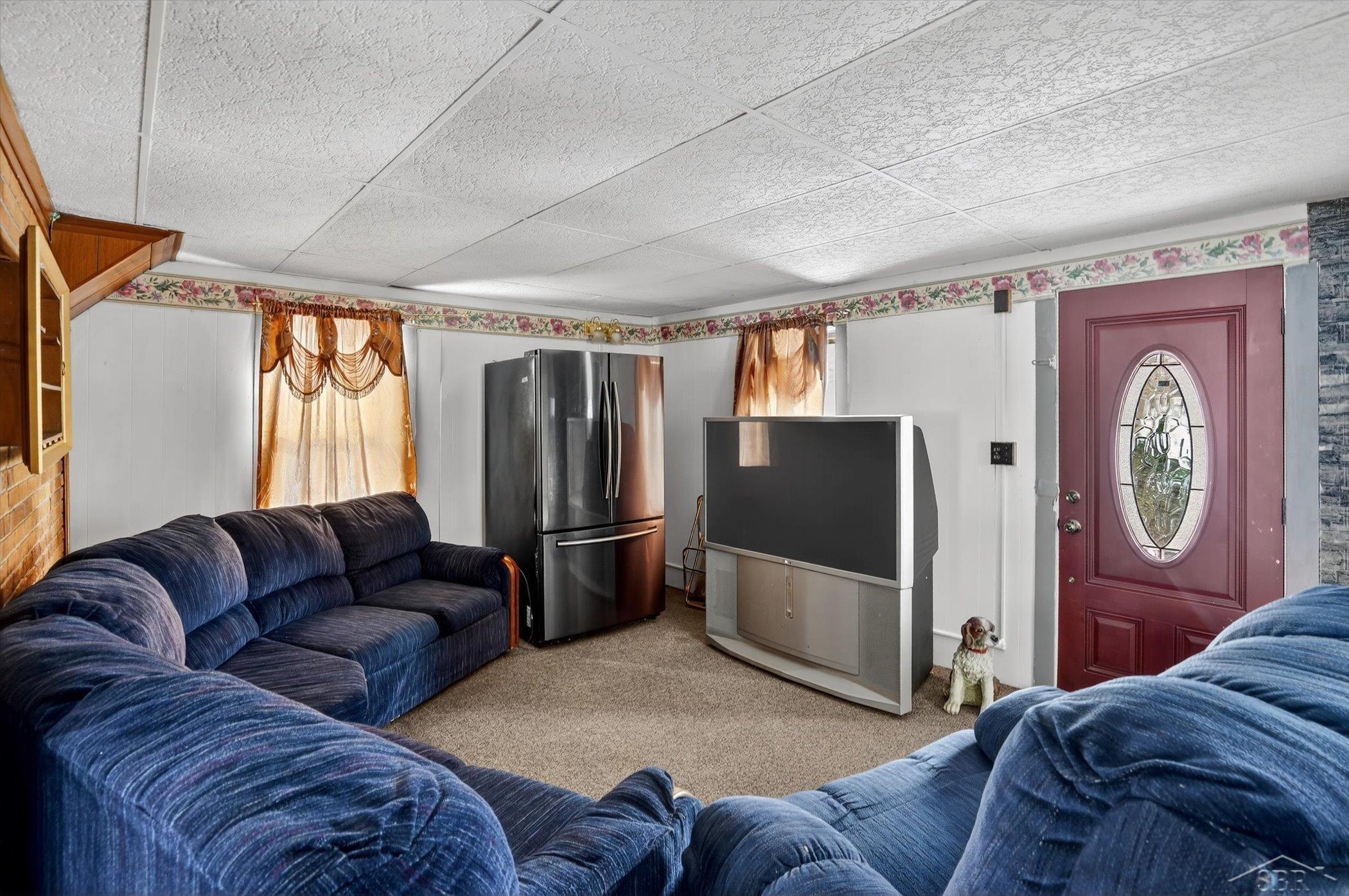 239 S Francis Avenue