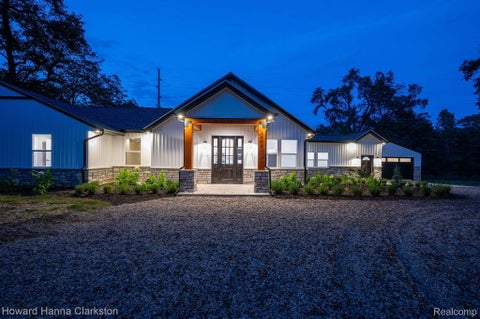 Photo for 4086 W Commerce Road
