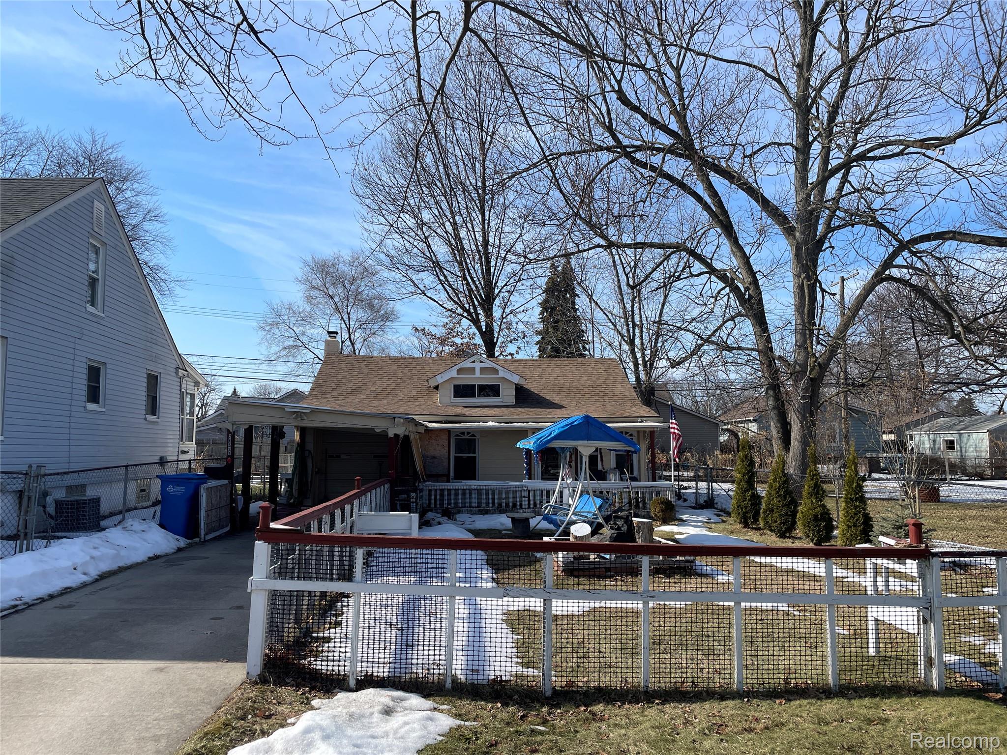 26521 BARRINGTON