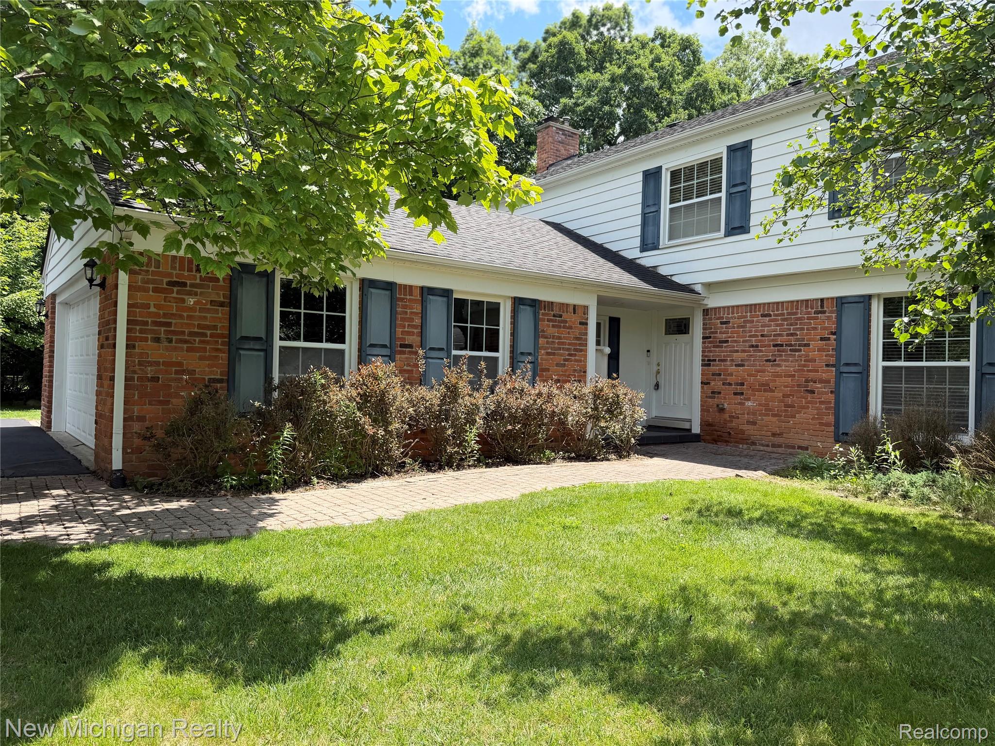 5937 Red Coat Lane