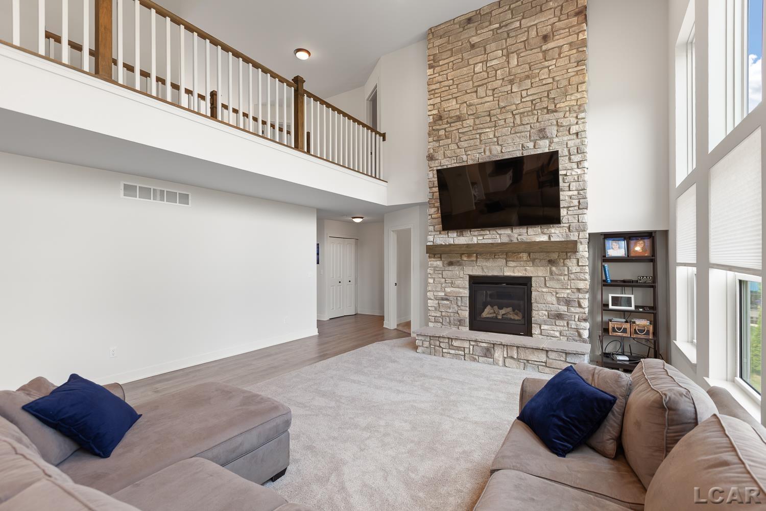 1708 Nicholas Lane