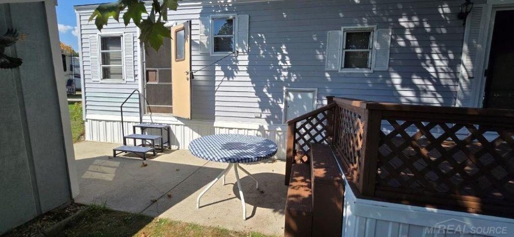 5200 Cambridge Drive