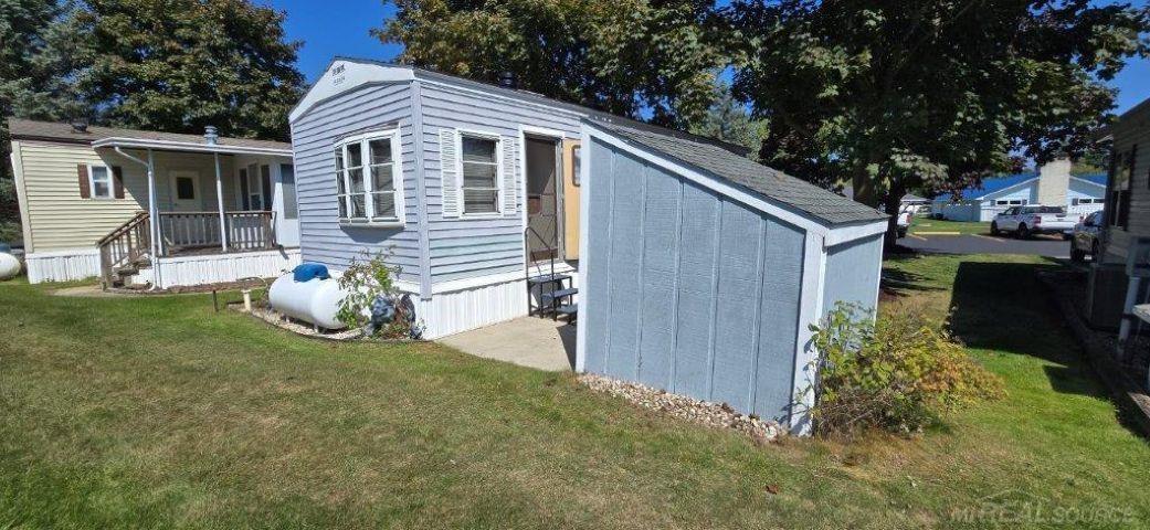 5200 Cambridge Drive