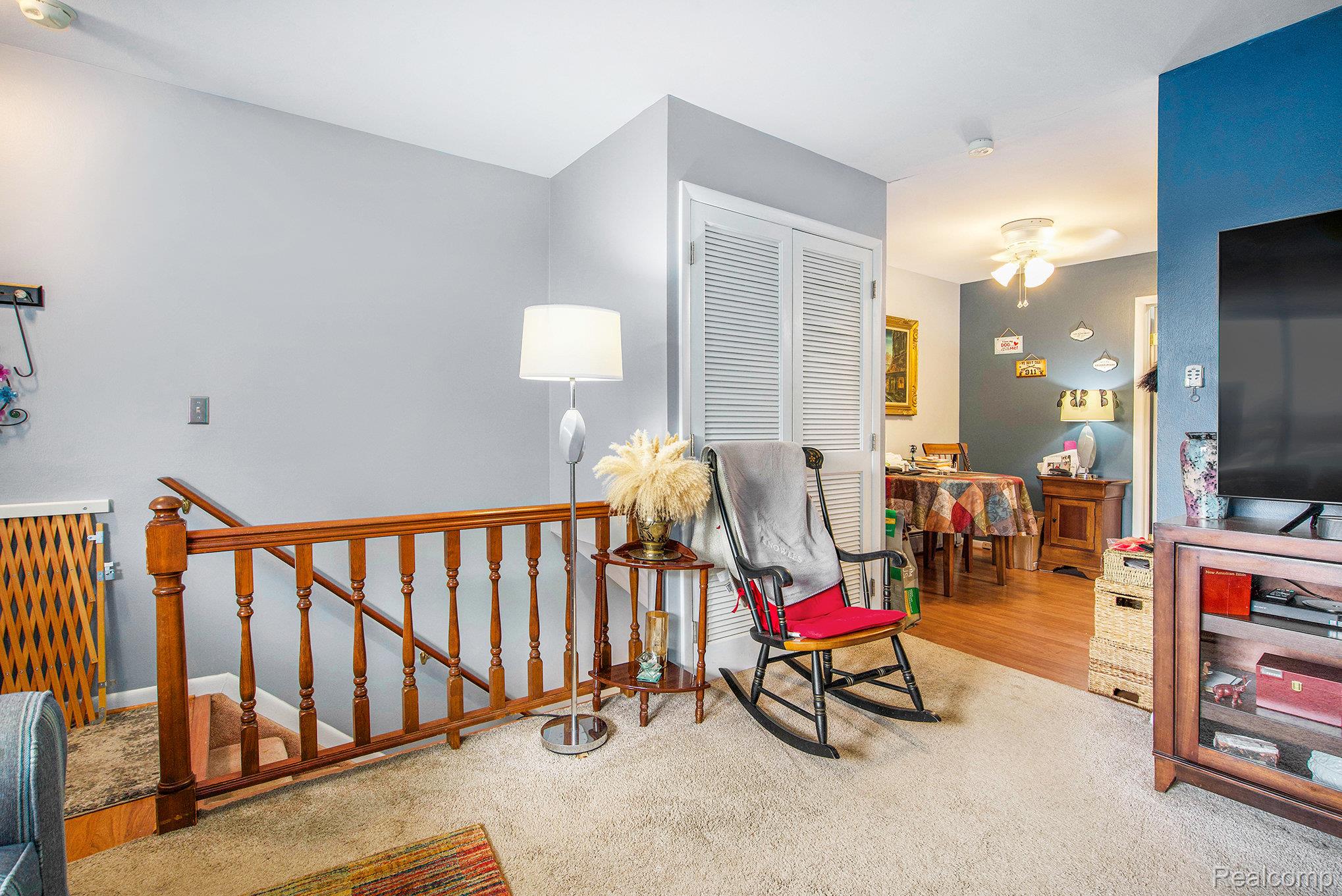 25235 Franklin Terrace Road 8