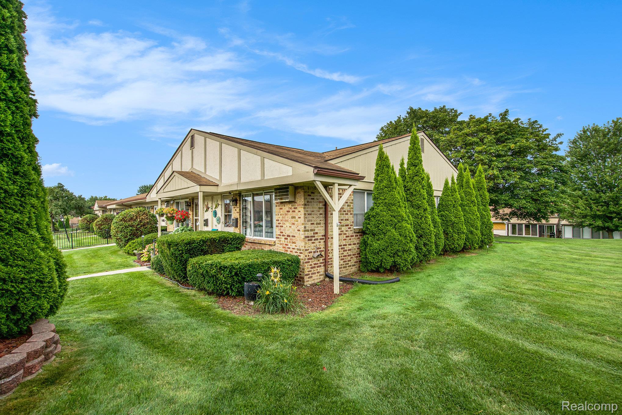 25235 Franklin Terrace Road 8