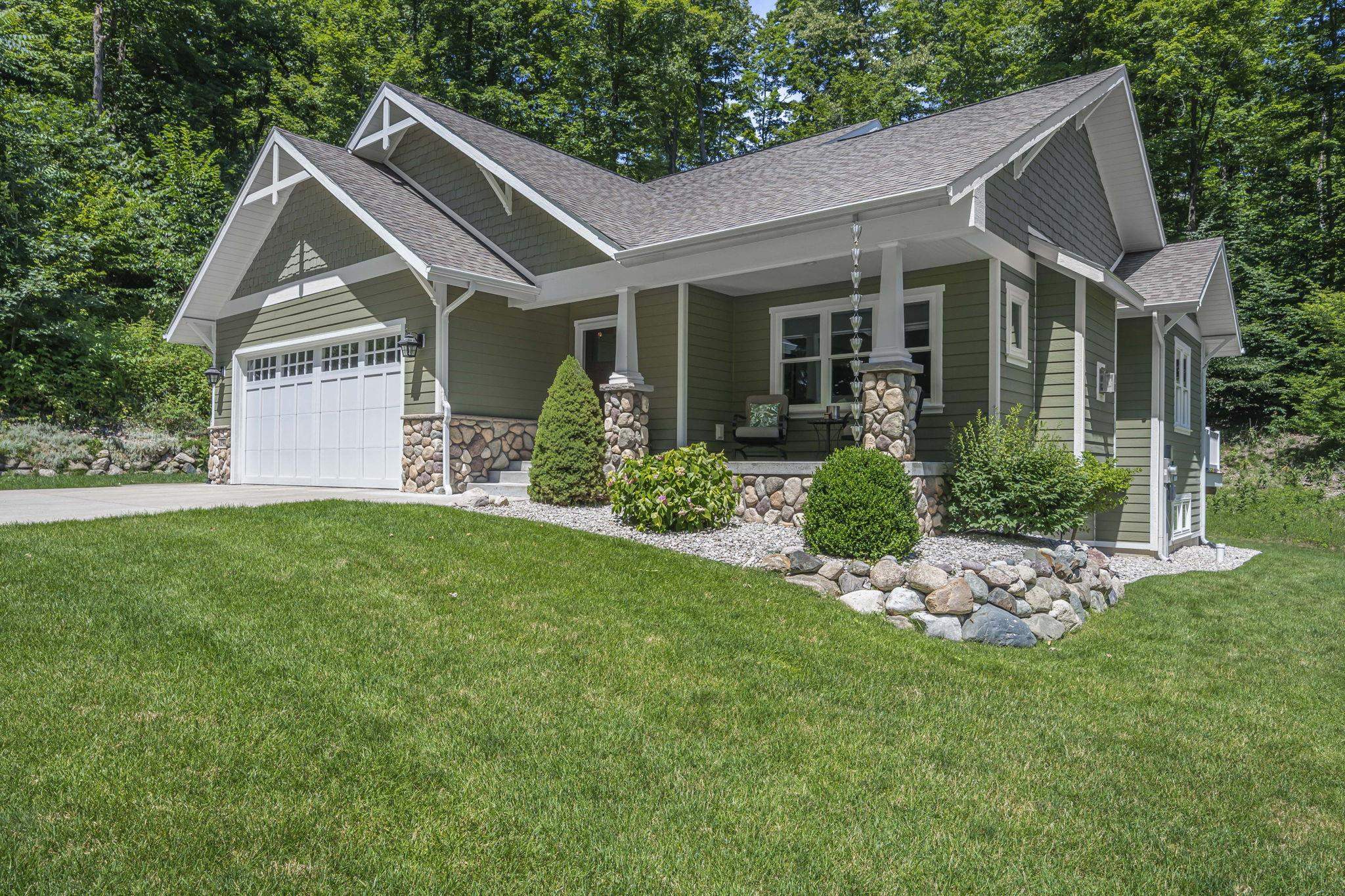 4294 Eagle Vale